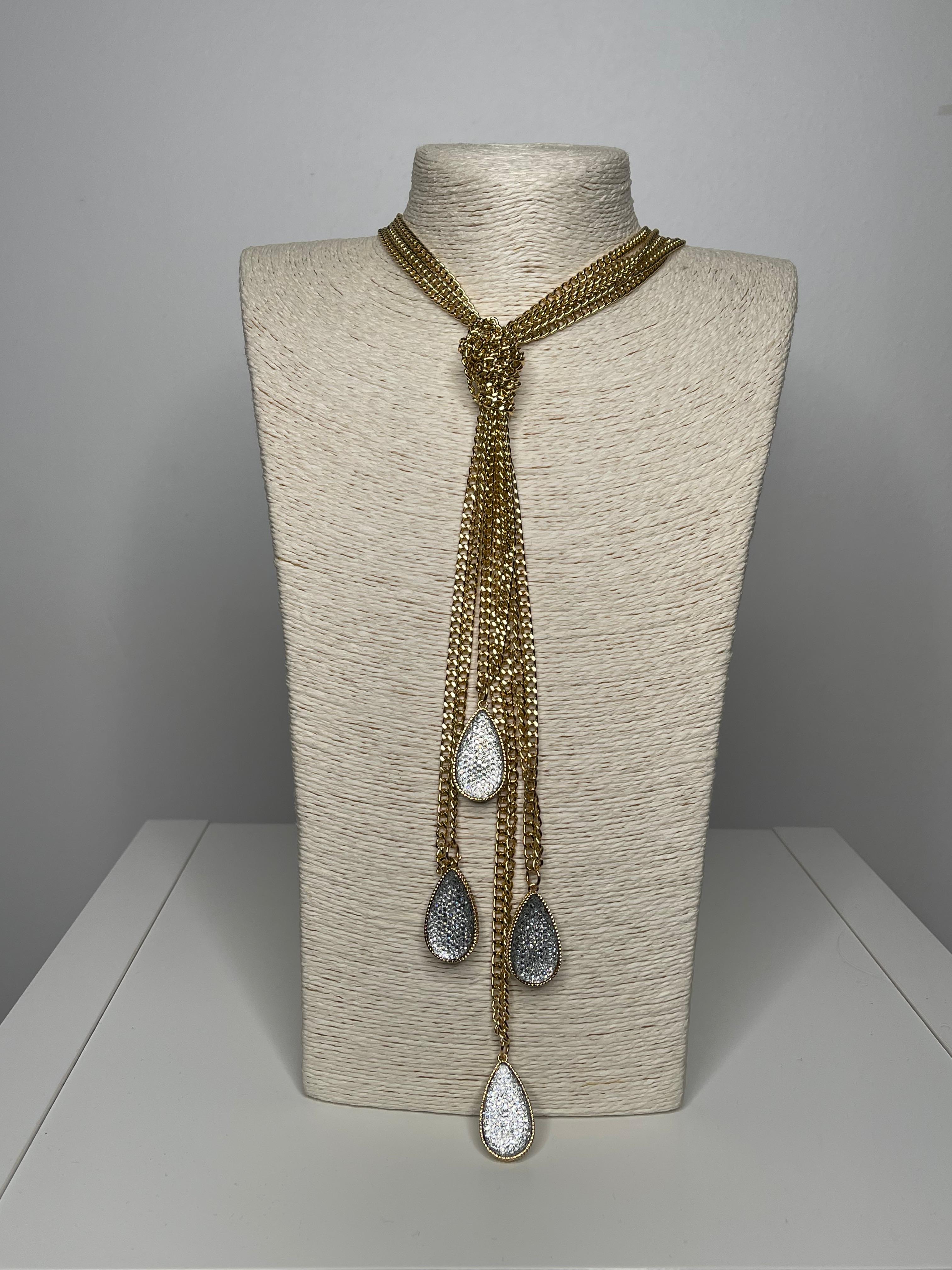 Collier Christina